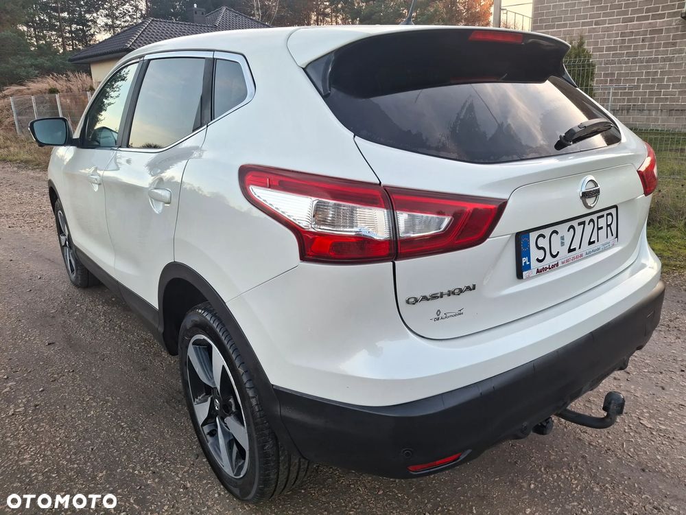 Nissan Qashqai 1.5 dCi N-Connecta - 11