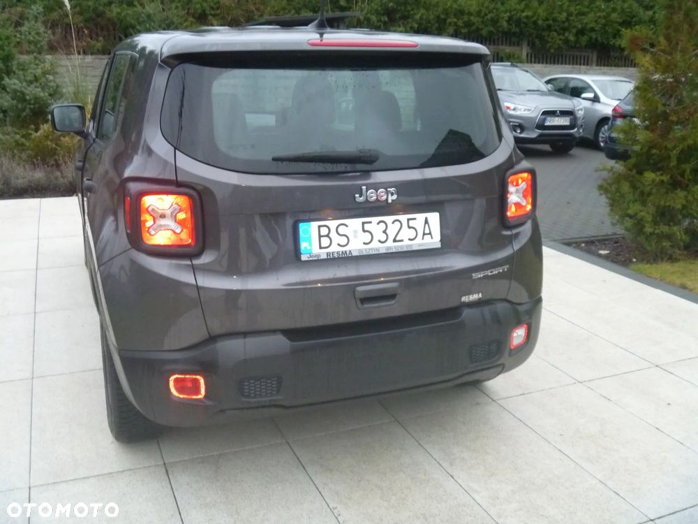 Jeep Renegade 1.0 GSE T3 Turbo Sport FWD S&S - 8