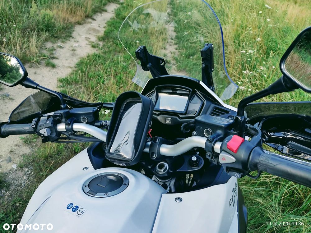 Honda VFR - 8