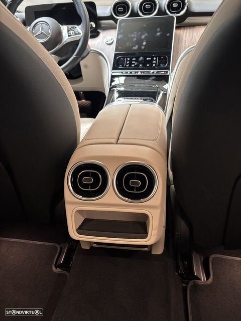 Mercedes-Benz C 300 de Avantgarde - 24