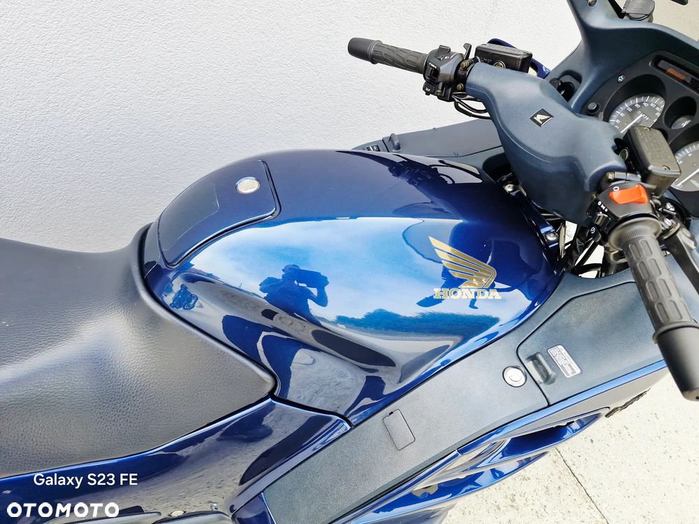 Honda ST - 35