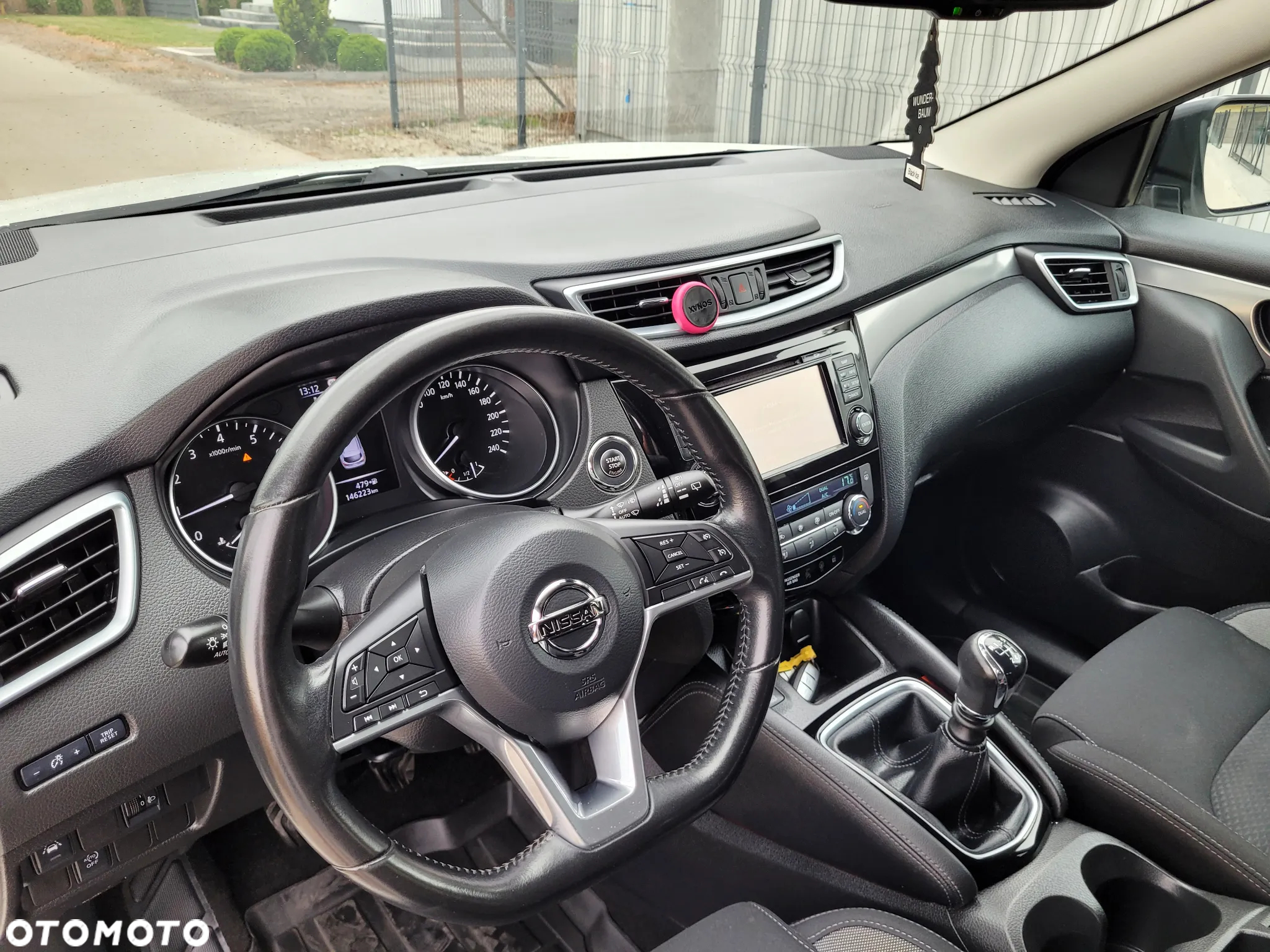 Nissan Qashqai 1.2 DIG-T N-Vision EU6 - 8