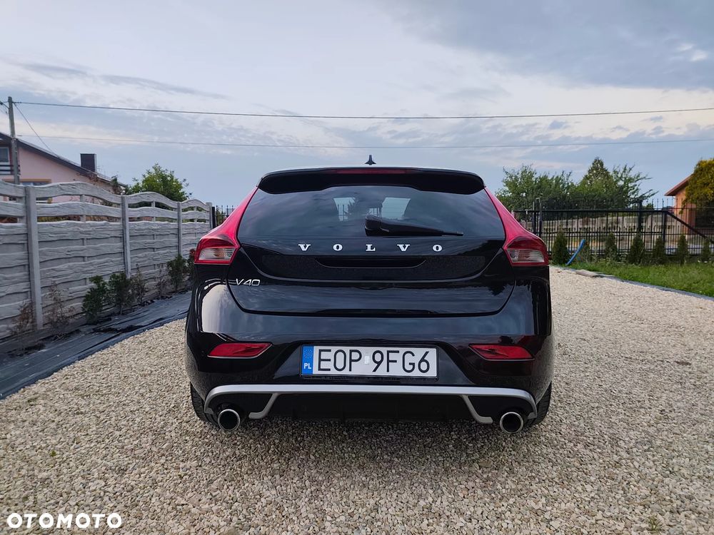 Volvo V40 D2 R-Design Summum - 10