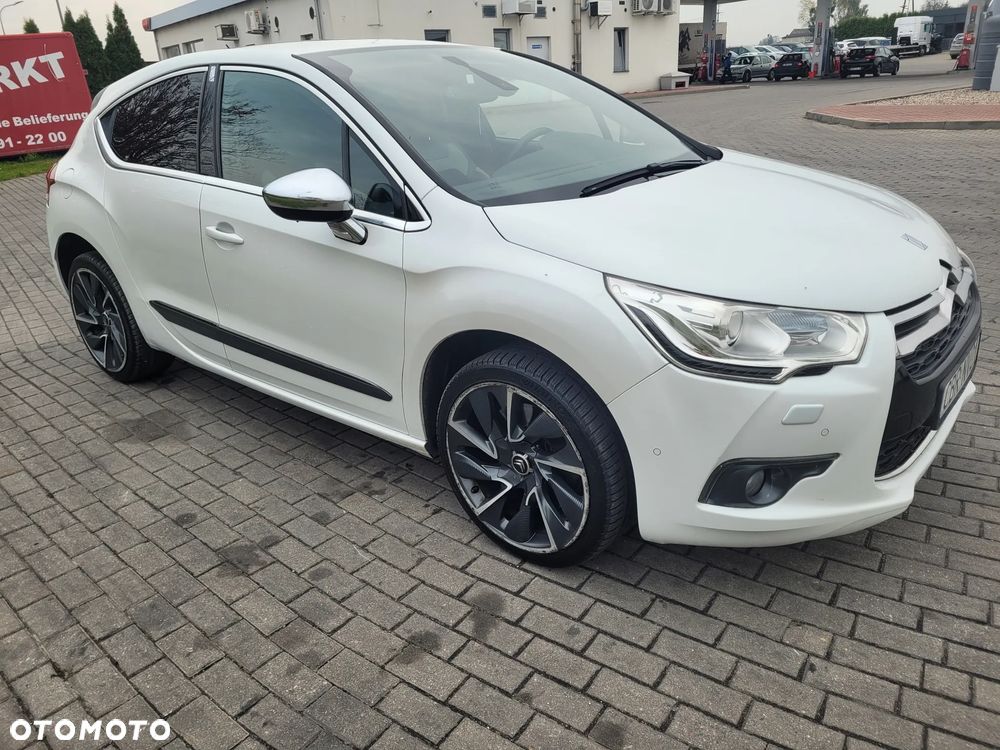 Citroën DS4 1.6 THP SportChic - 12