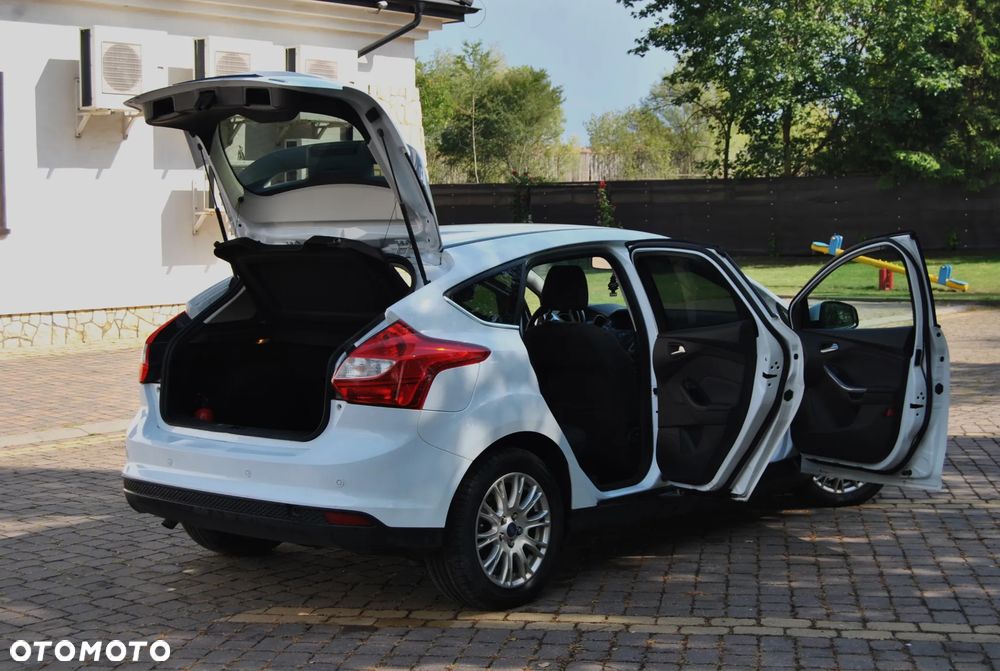 Ford Focus - 19