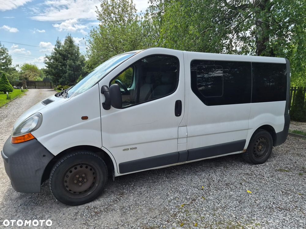 Renault Trafic - 1