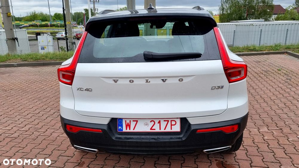 Volvo XC 40 D3 SCR R-Design - 5