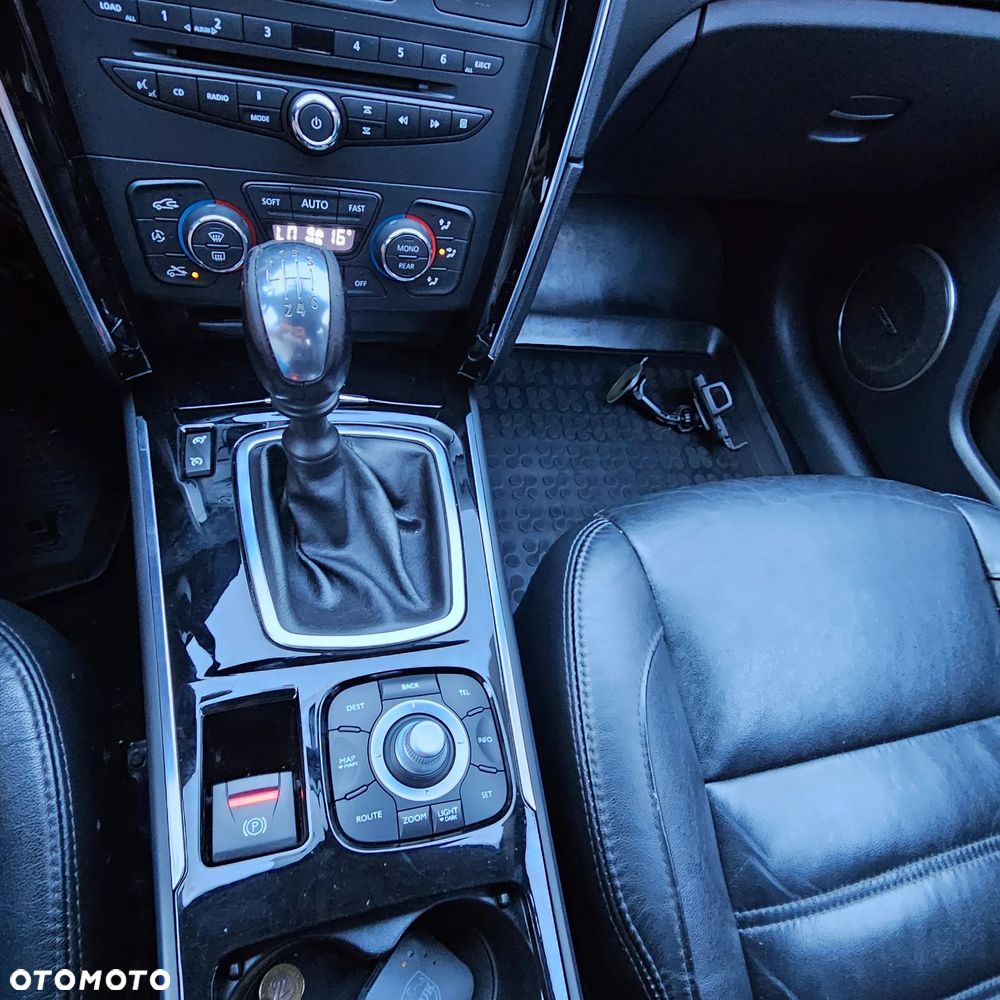 Renault Latitude - 18