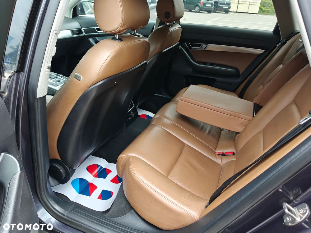 Audi A6 Avant 2.4 multitronic - 11