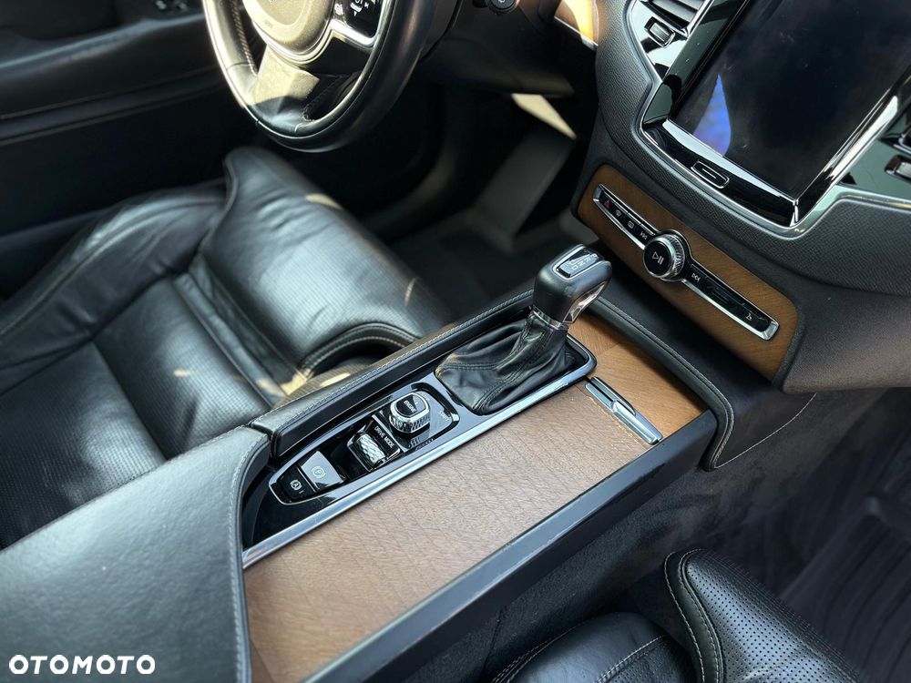 Volvo XC 90 T6 AWD Inscription - 39