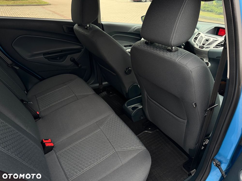 Ford Fiesta - 9