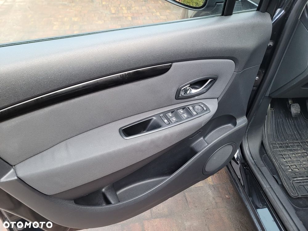 Renault Grand Scenic Energy dCi 130 Start & Stop Dynamique - 29