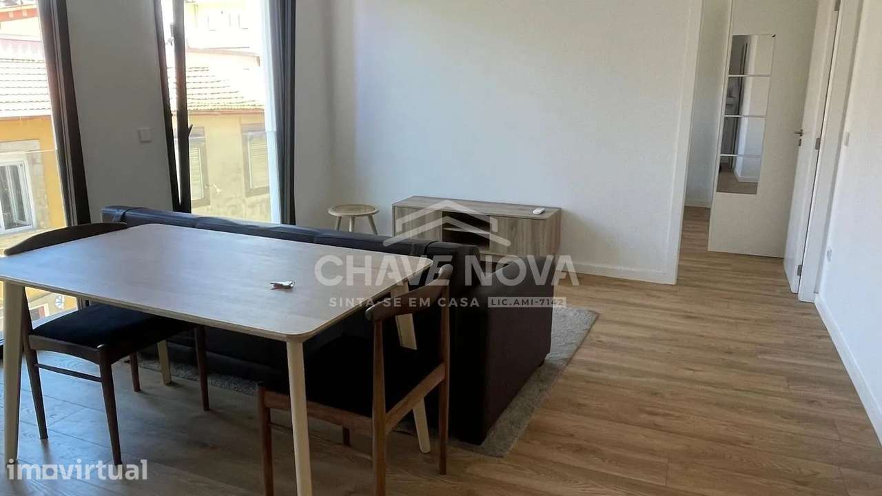 Apartamento T1 contemporâneo na Rua Santos Pousada, Bonfim | Porto - Grande imagem: 2/8