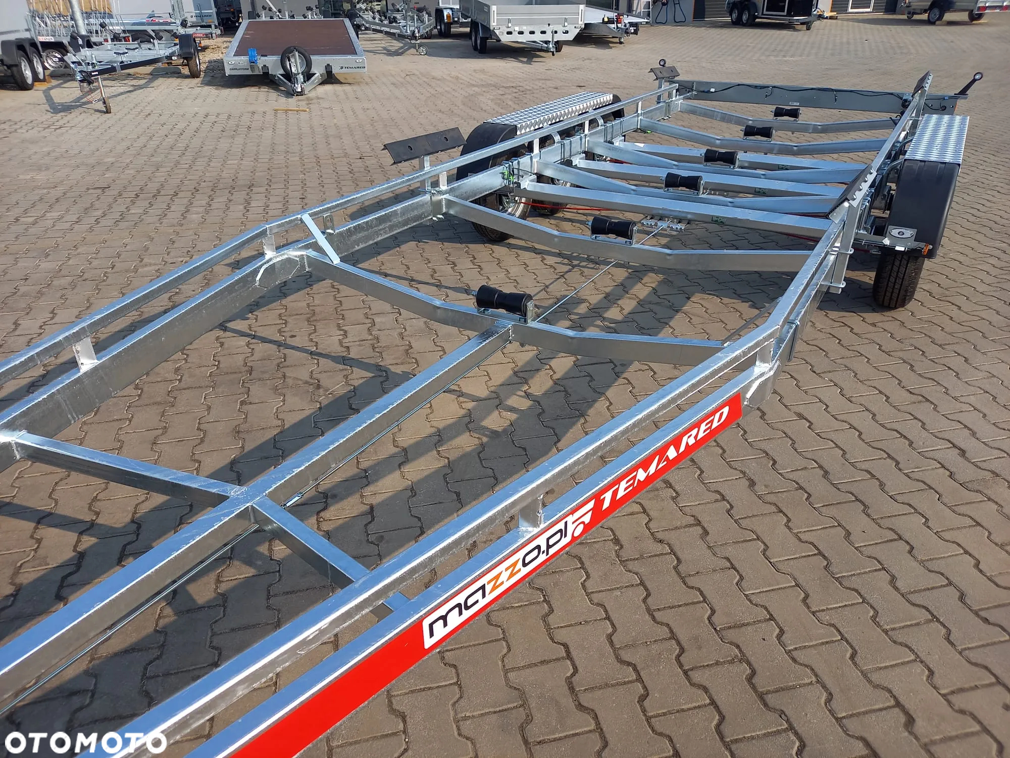 TEMARED DOSTAWA! Przyczepa podłodziowa B35 poszerzana wym. 915x253cm Idealna do transportu łodzi do 9,1m! Podpory płaskie, szeroka, MOCNA! DMC 3500 kg - 24