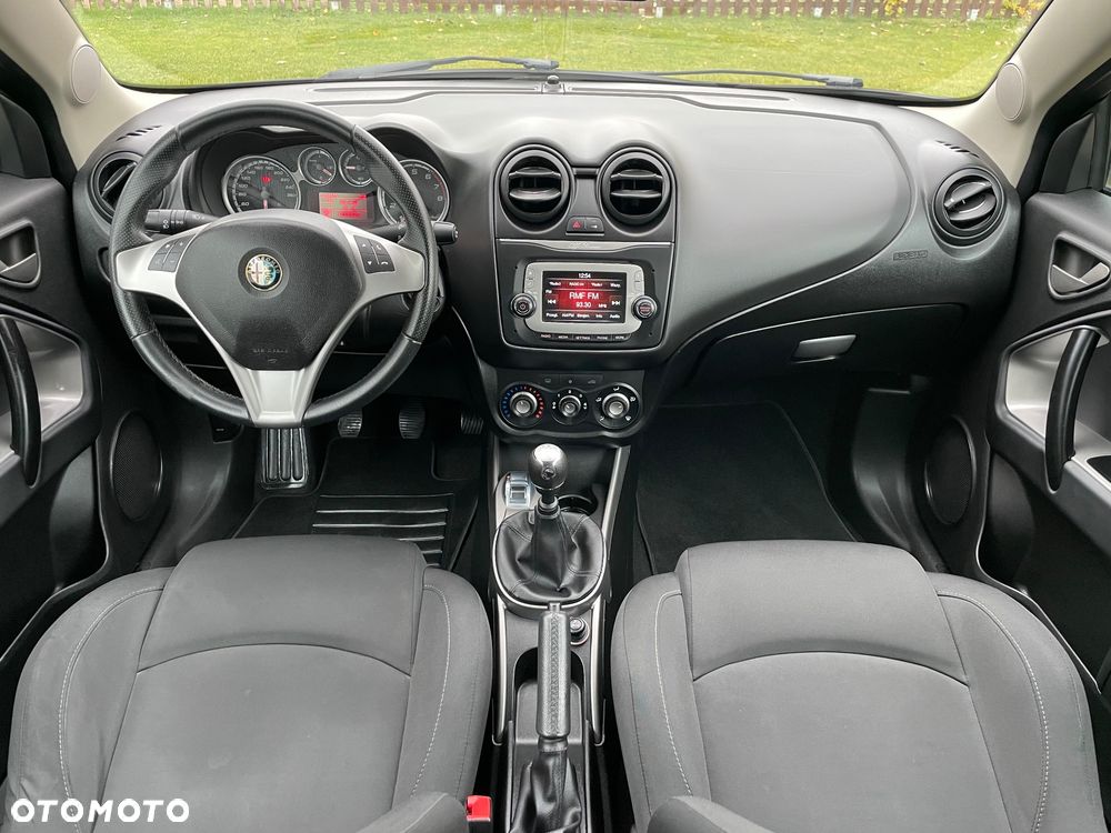 Alfa Romeo Mito 2014 photo 5