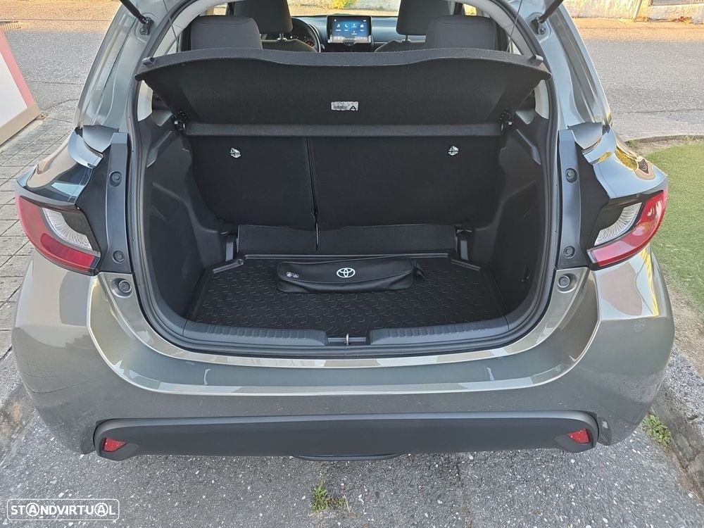 Toyota Yaris - 23