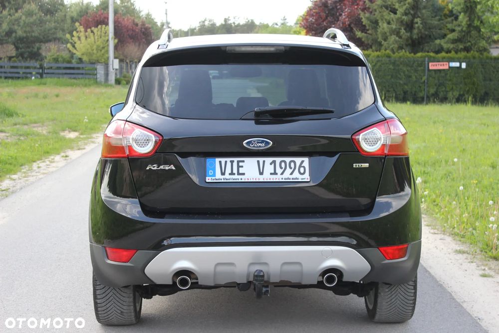 Ford Kuga 2.0 TDCi 2x4 Titanium - 6