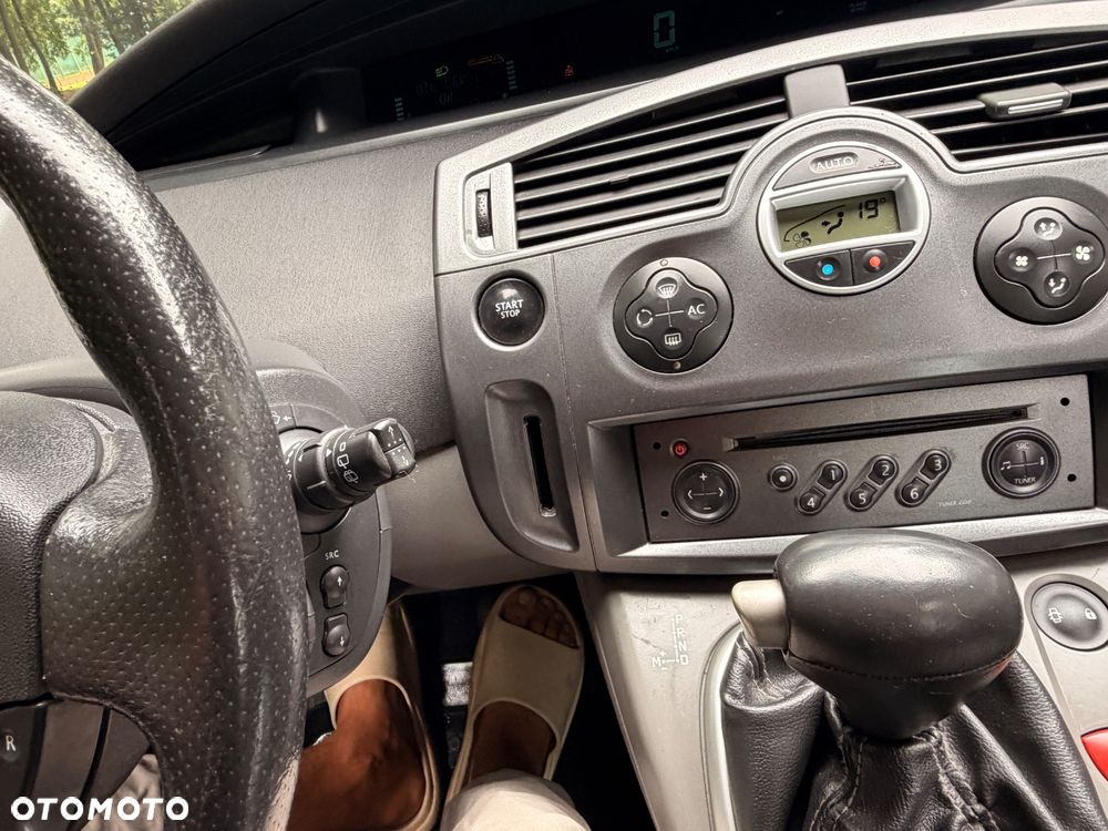 Renault Scenic - 23