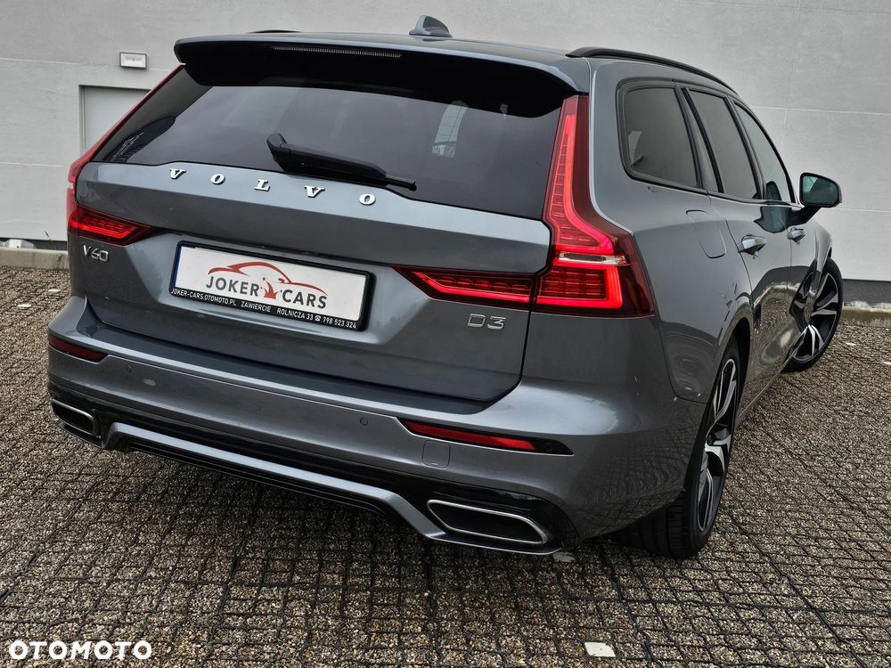 Volvo V60 D3 Geartronic R-Design - 22