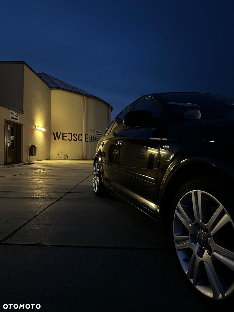 Audi A3 Sportback 2.0 TDI DPF quattro S line Sportpaket plus - 7