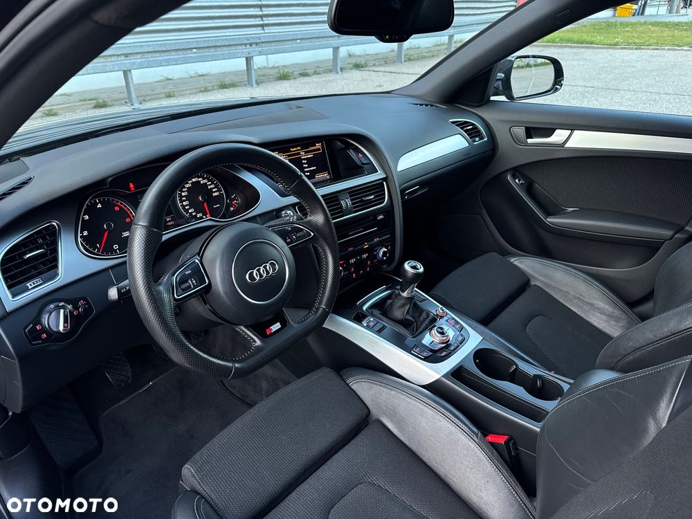 Audi A4 Avant 2.0 TDI DPF S line Sportpaket - 30