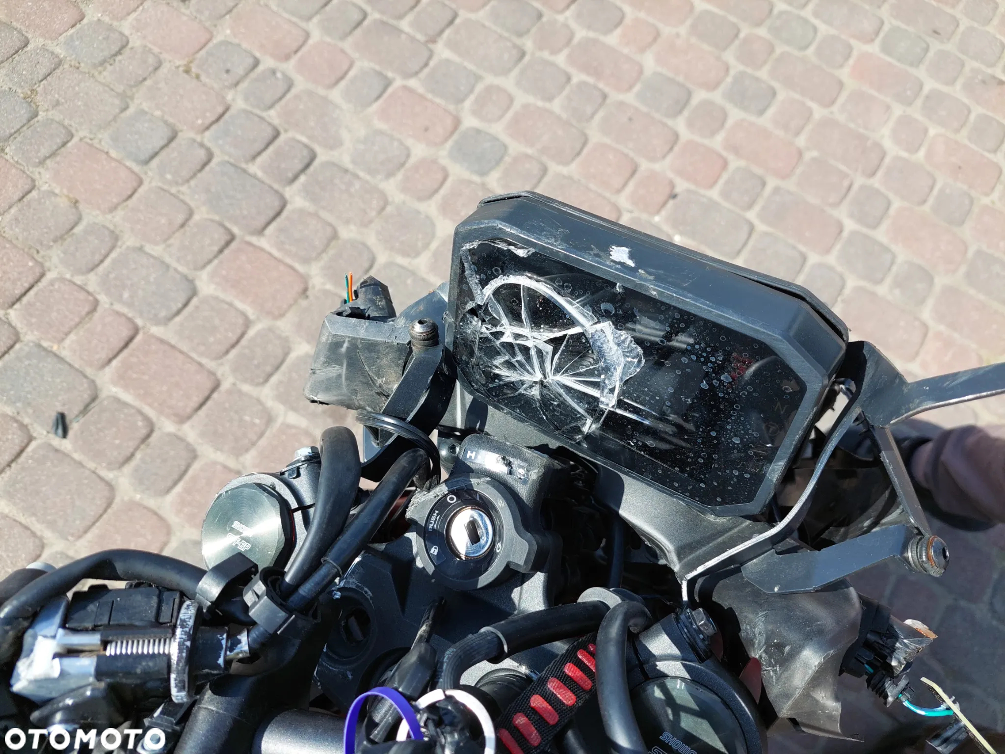 Honda Hornet - 12