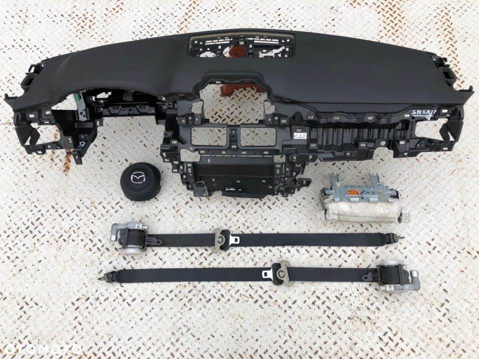 MAZDA CX5  DESKA KONSOLA KOKPIT PULPIT PÓŁKA PARAPET AIRBAG PODUSZKI PASY PAS USA KANADA EU - 1