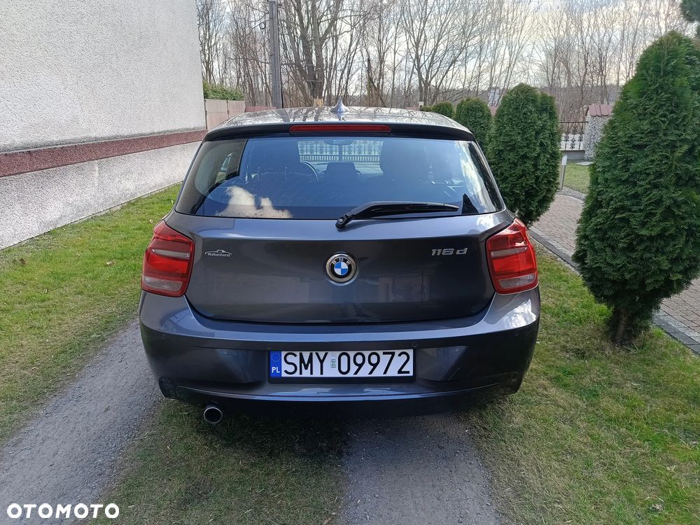 BMW Seria 1 116d DPF - 4