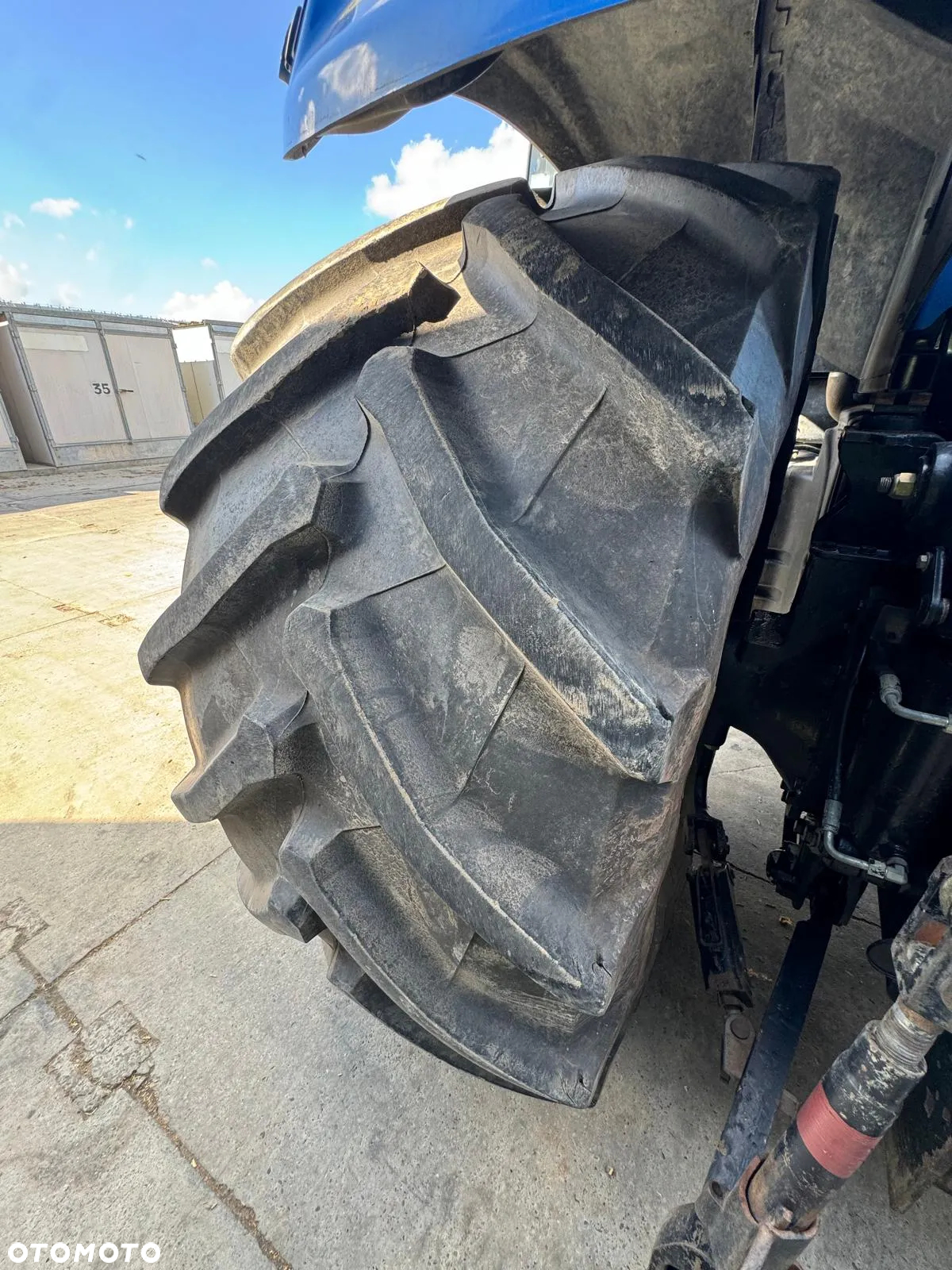 New Holland T8030 - 6