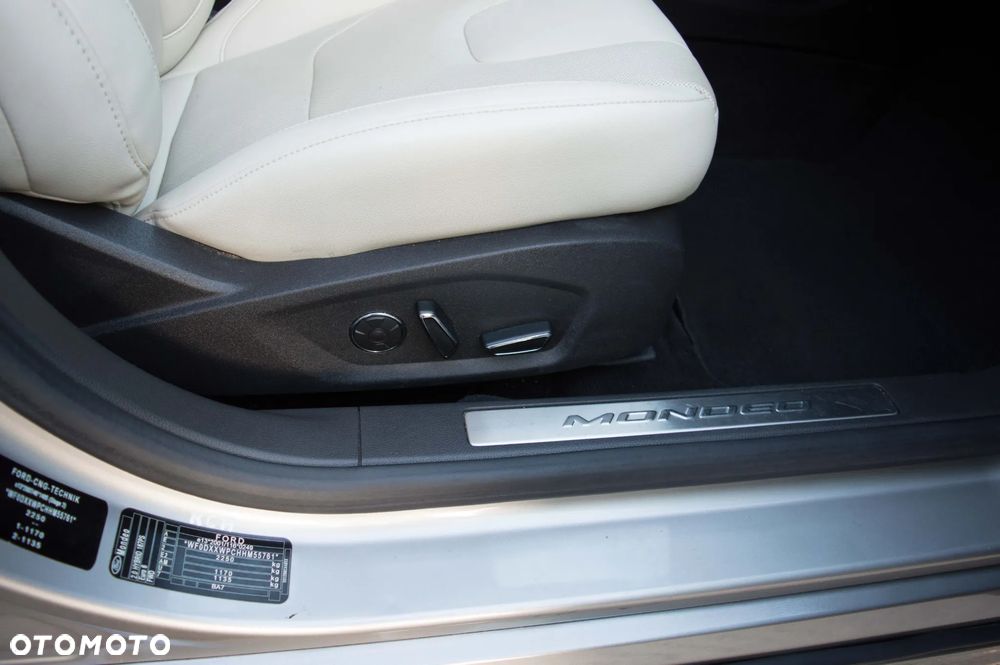 Ford Mondeo - 29