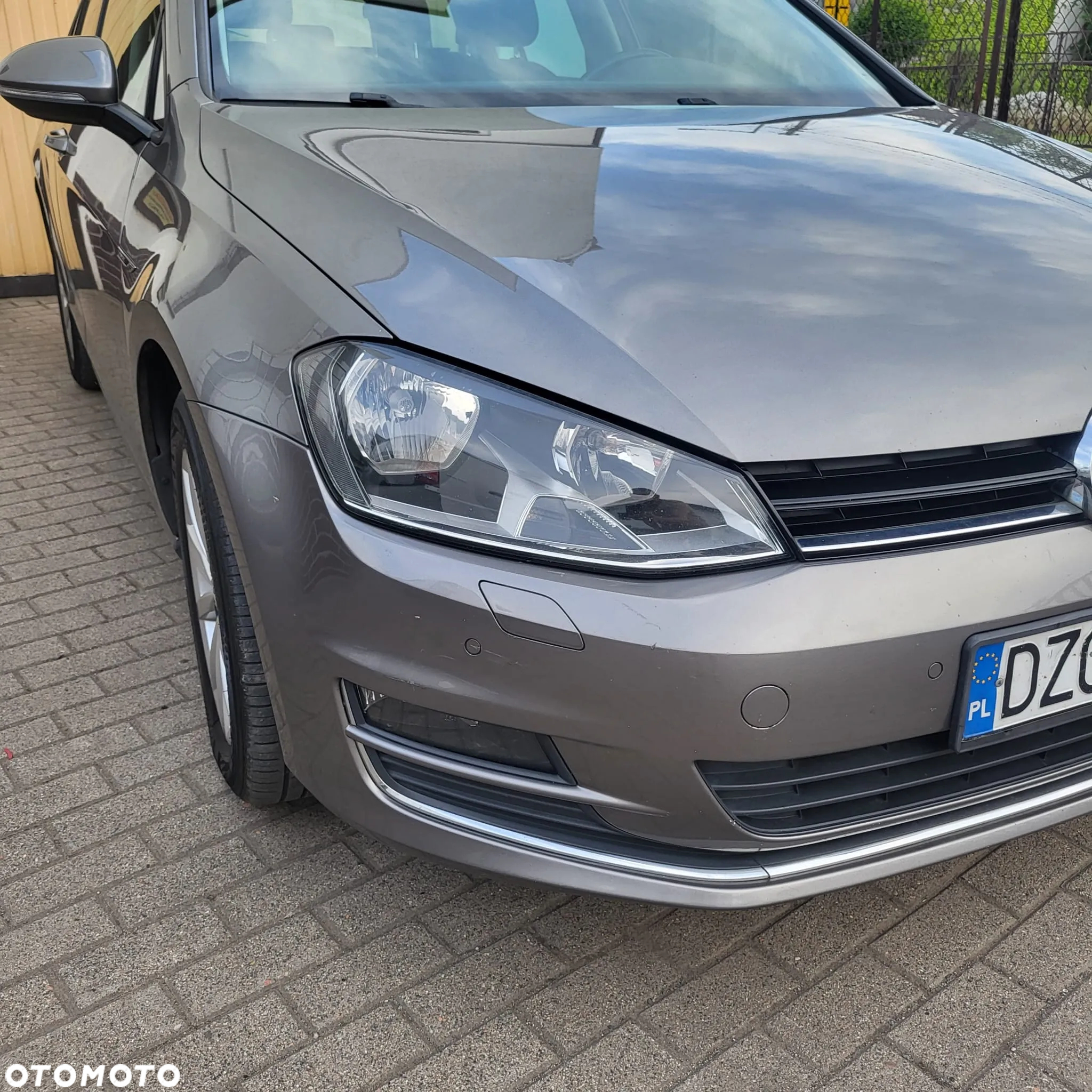 Volkswagen Golf Variant 2.0 TDI BlueMotion Technology Lounge - 4