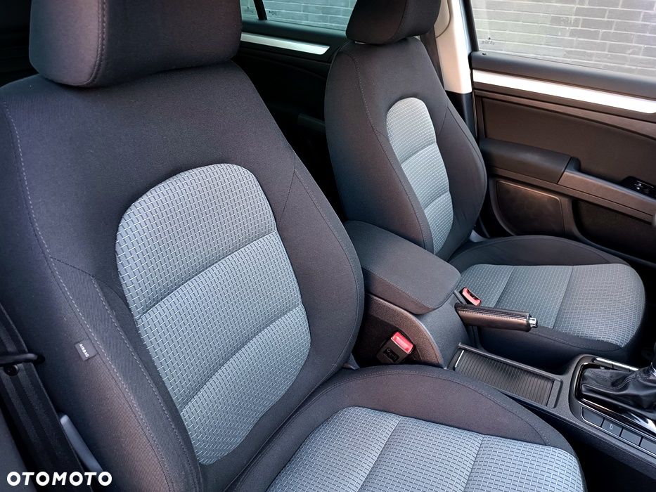 Skoda Superb 2.0 TDI Elegance DSG - 20