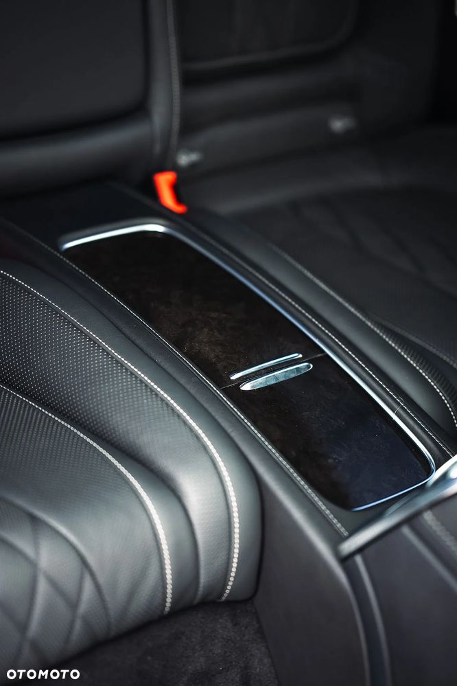 Mercedes-Benz Klasa S 500 4Matic 7G-TRONIC - 24