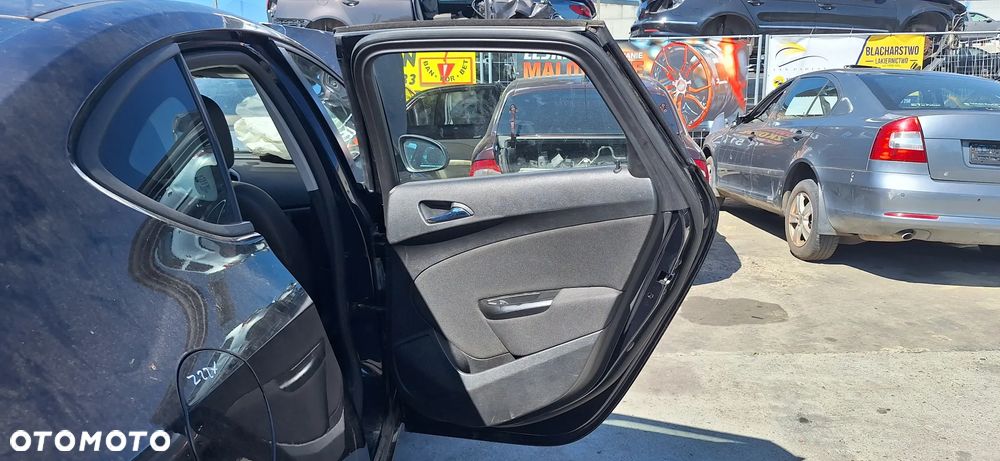 Opel Astra J Sedan Drzwi Tył Tylne Prawe Kod Lakieru Z22X - 14