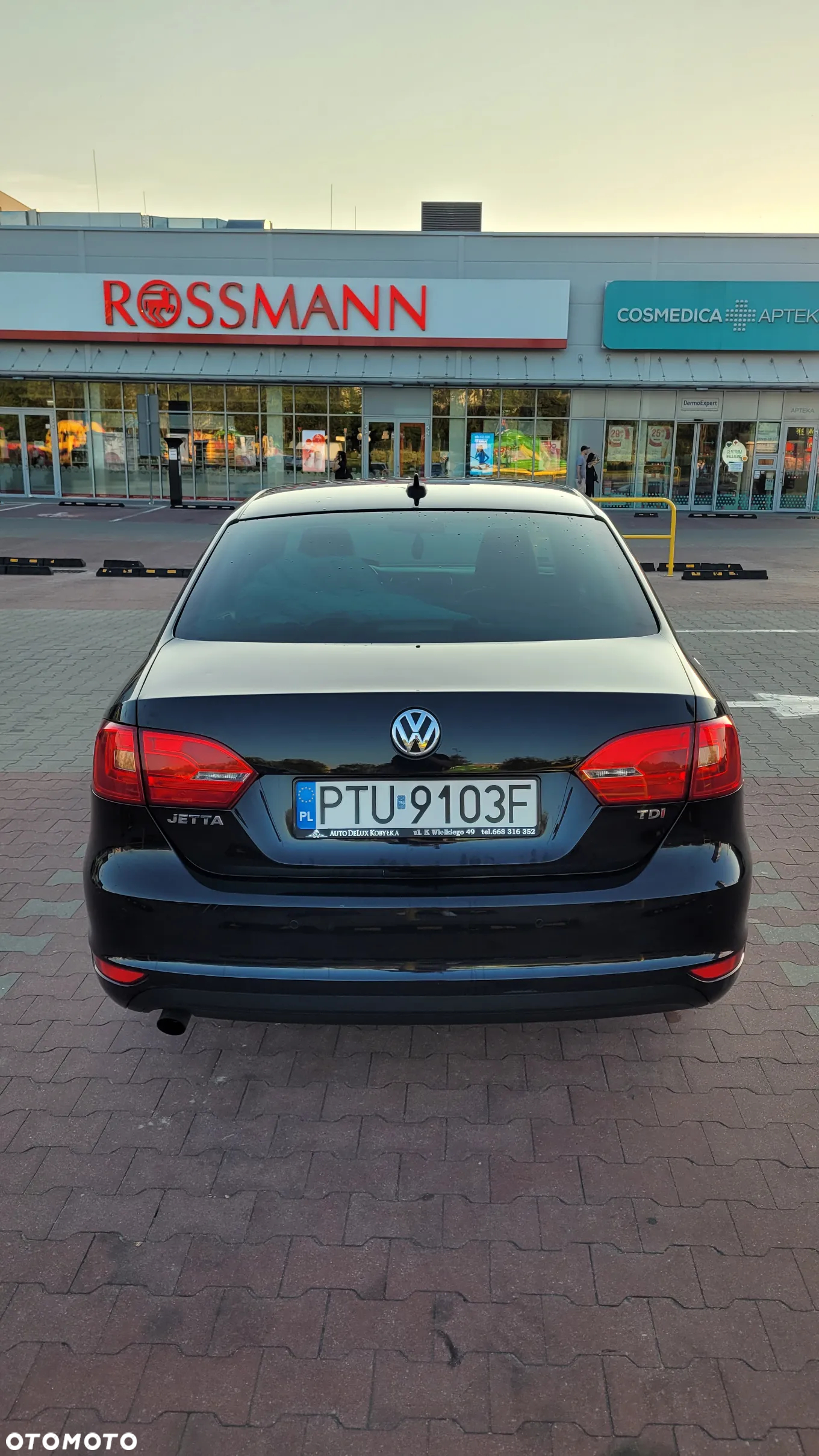 Volkswagen Jetta 1.6 TDI Highline - 4