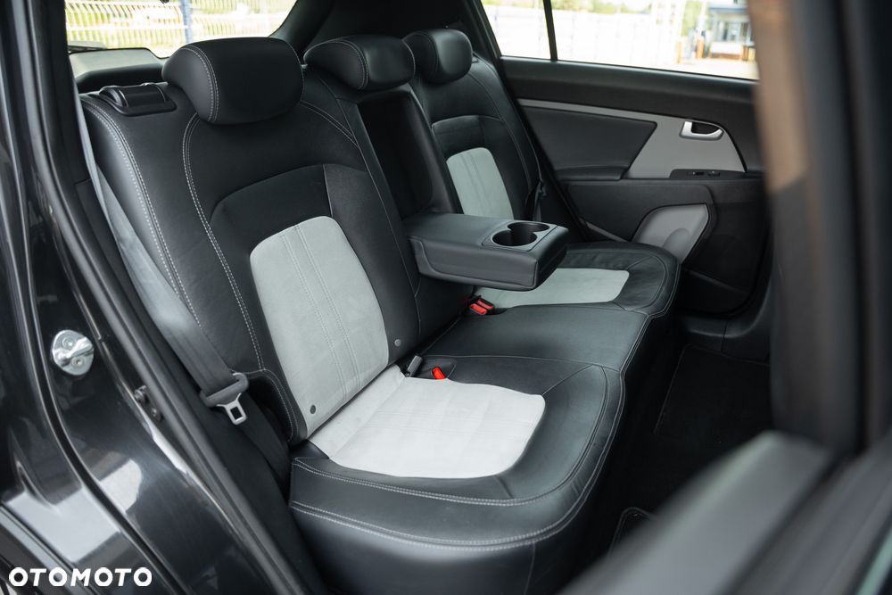 Kia Sportage 2.0 CRDI 184 AWD Platinum Edition - 36