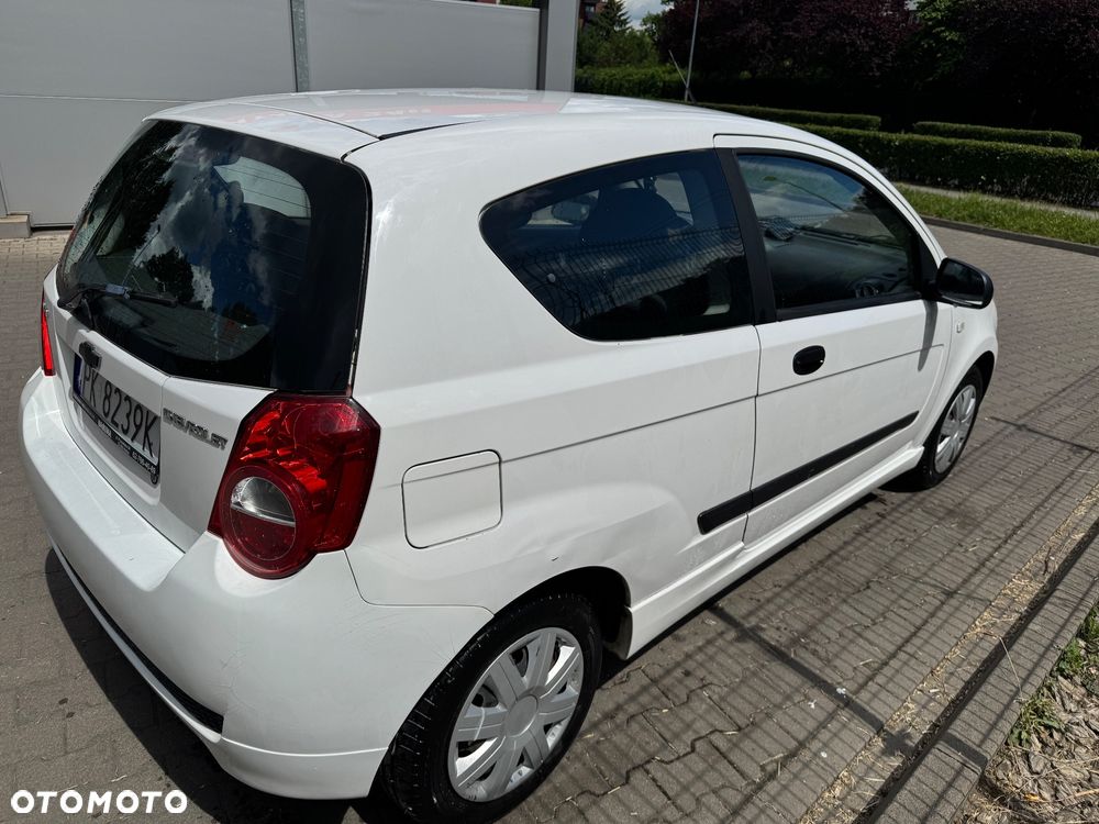 Chevrolet Aveo - 5
