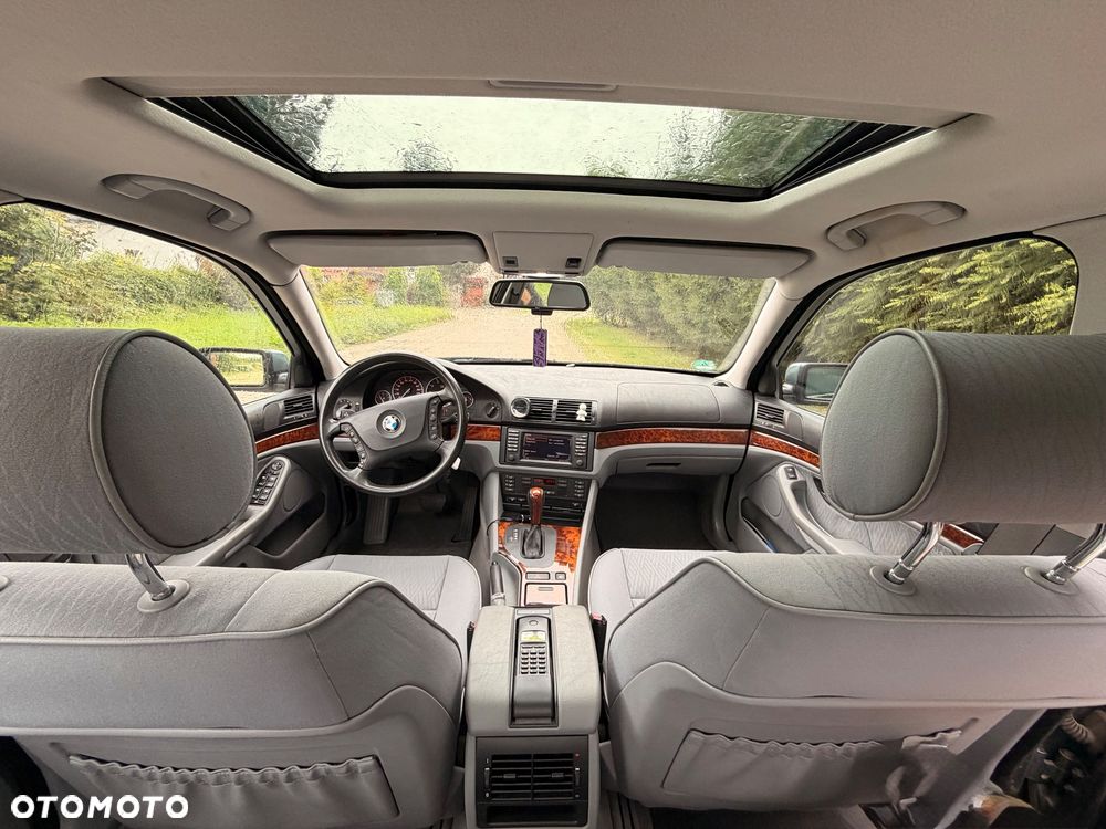 BMW Seria 5 - 22