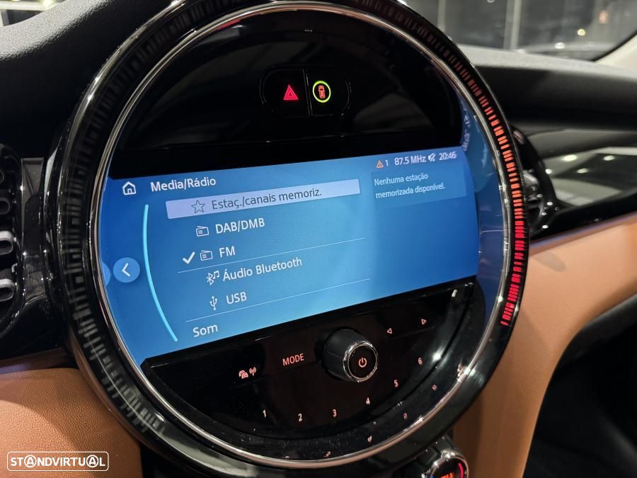 MINI 3 Portas Cooper SE Camden Edition - 26