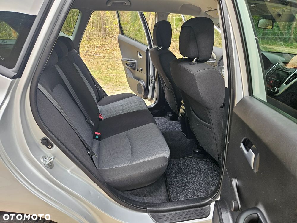 Kia Ceed - 22