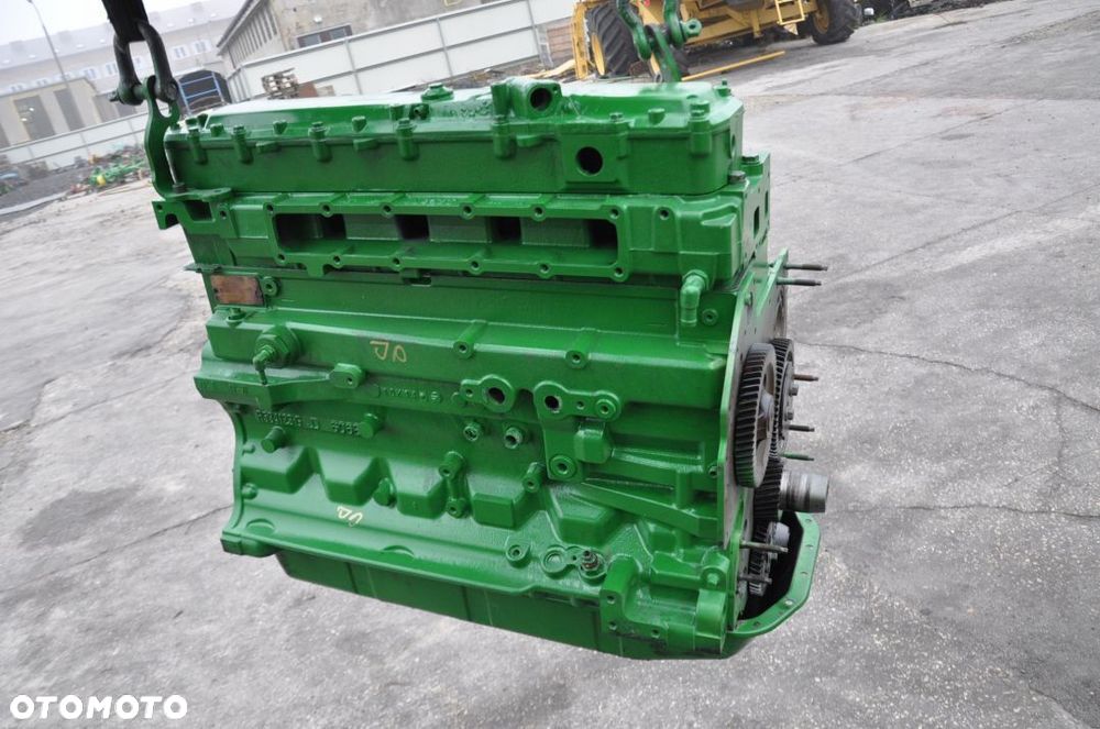 SILNIK JOHN DEERE 6155M  6068HL501 - 5