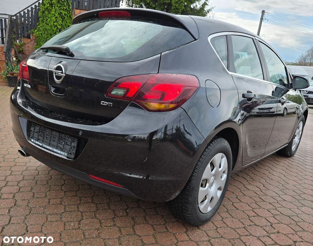 Opel Astra 2.0 CDTI DPF Design Edition - 7