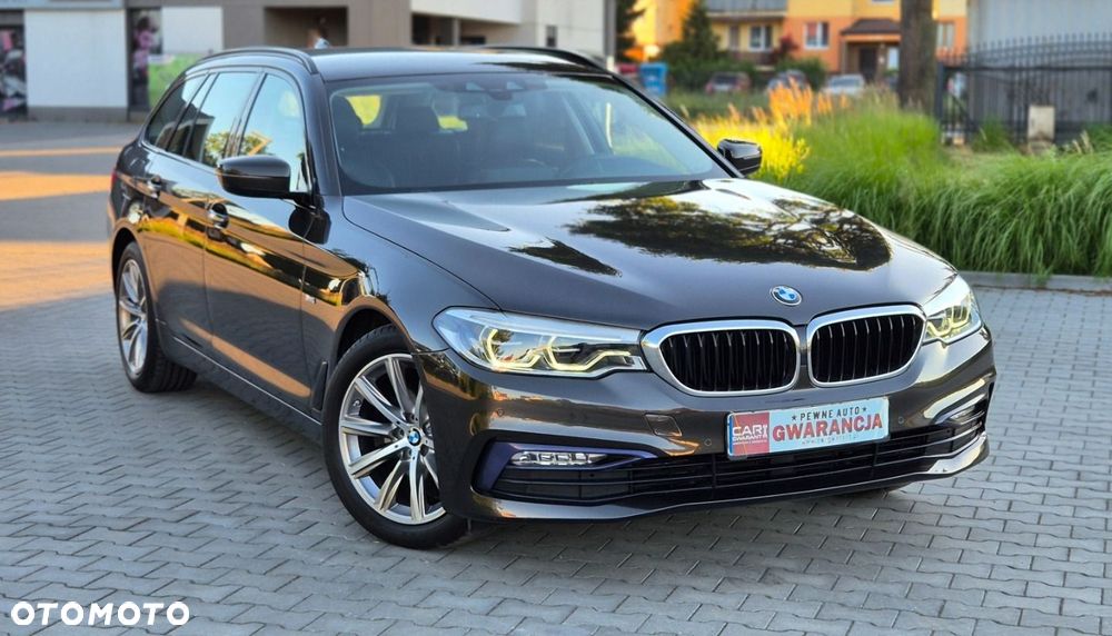BMW Seria 5 520d Sport Line - 34