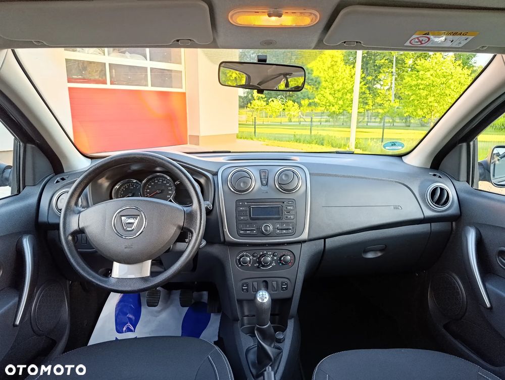 Dacia Sandero 1.2 16V - 24
