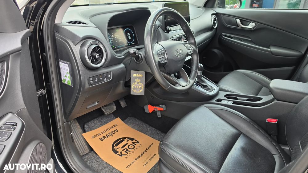 Hyundai KONA - 8