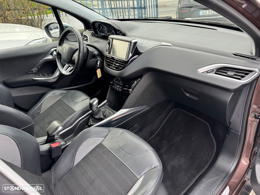 Peugeot 2008 1.4 HDi Allure - 19