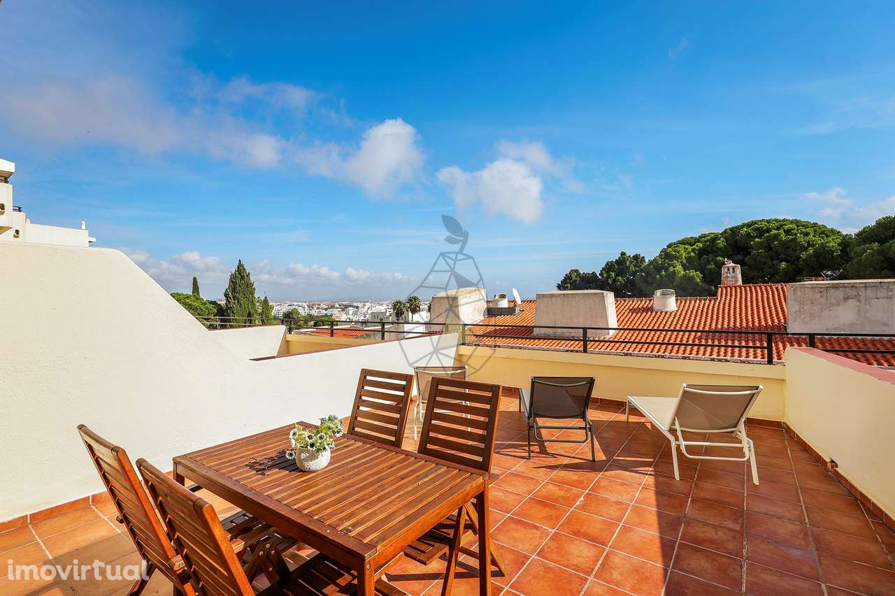 Apartamento  T0 + 1 espaçoso com Piscina e Vista mar a dois passos do - Grande imagem: 2/35