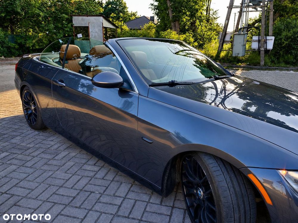 BMW Seria 3 335i - 14