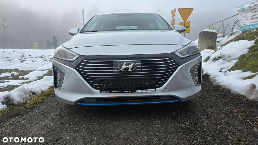 Hyundai IONIQ 1.6 GDI Premium - 9