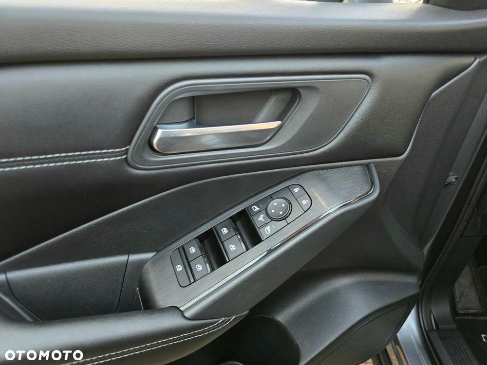 Nissan Qashqai 1.3 DIG-T Tekna DCT - 29